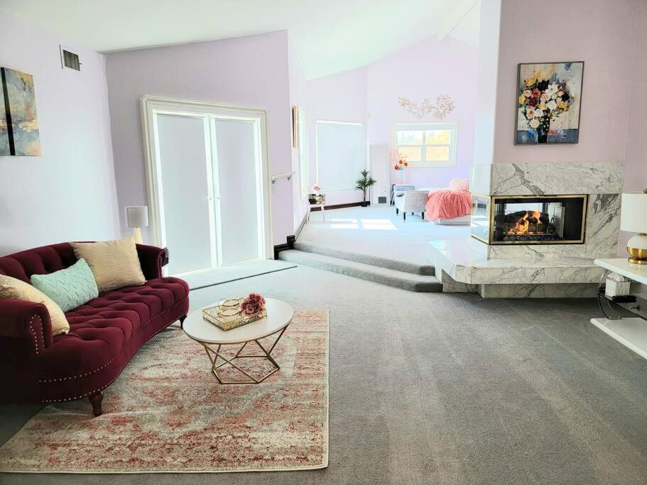 Luxury Hill With Spectacular View Anaheim